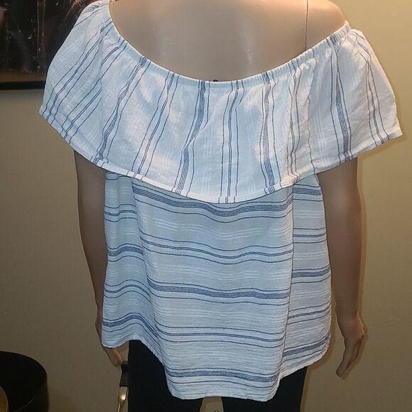 4 si3nn^ white stripe off the shoulder blouse - Picture 4 of 7